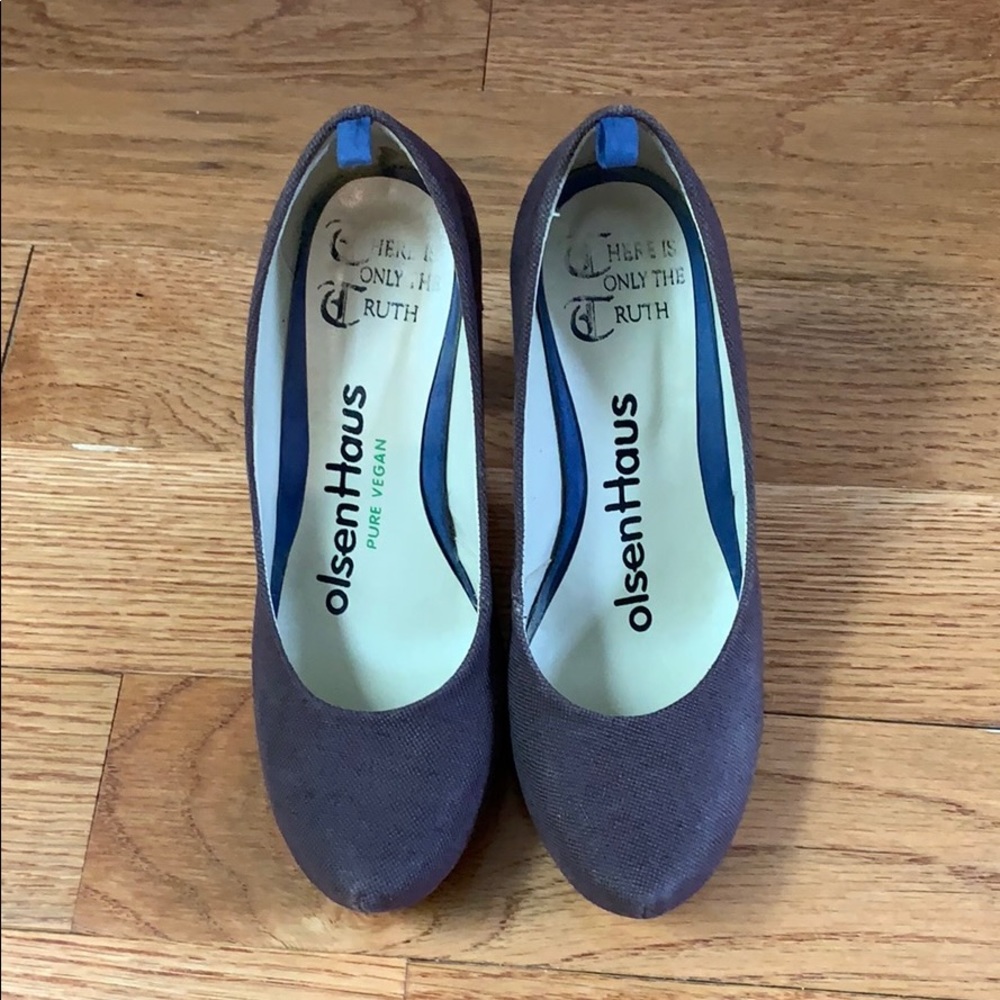 Olsenhaus block heel